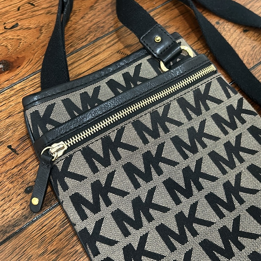 Michael Kors Logo Crossbody Bag, Like New Condition
